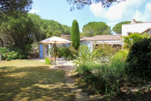 Les Portes-en-re Villa Sleeps 12