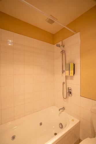 Abbella Luxury Motel