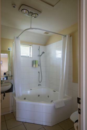 Abbella Luxury Motel