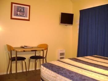 Airport Birches Motel