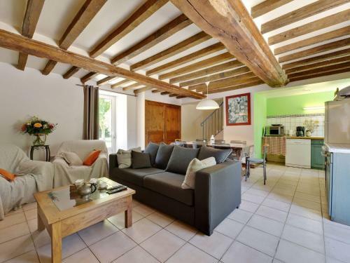 Timeless Holiday Home In Maisons Near Sea