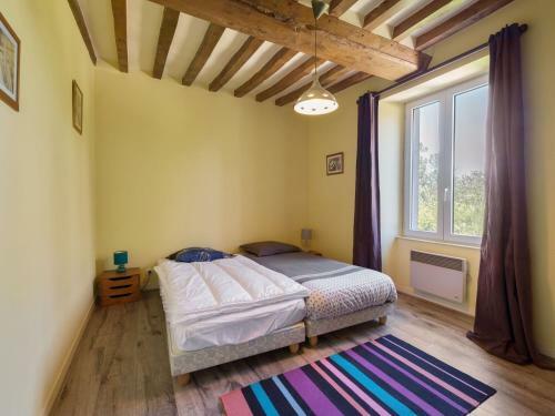 Classic Holiday Home In Maisons Near Sea