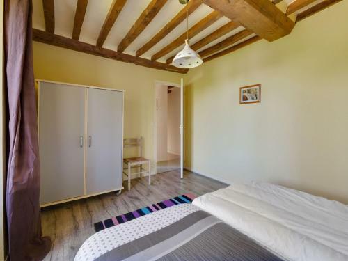 Classic Holiday Home In Maisons Near Sea