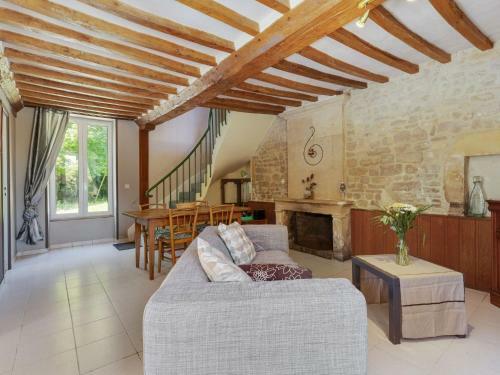 Heritage Holiday Home In Maisons Near Sea