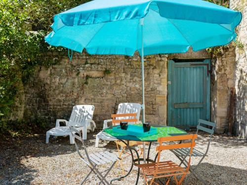 Heritage Holiday Home In Maisons Near Sea