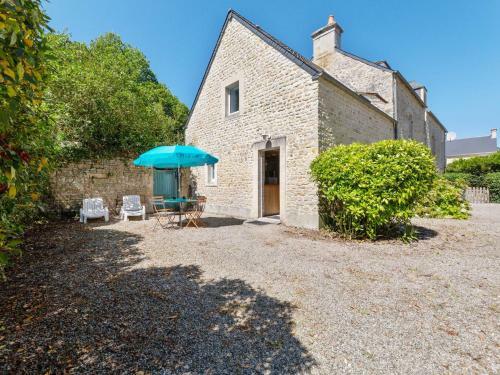 Heritage Holiday Home In Maisons Near Sea