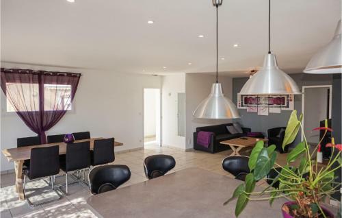 Nice Home In Maraissan With Wifi And 3 Bedrooms