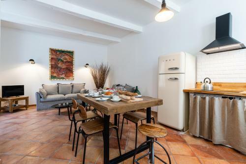 Au Vallon - Petite Maison � Quelques M�tres de La Mer