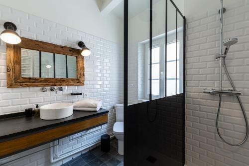 Au Vallon - Petite Maison � Quelques M�tres de La Mer