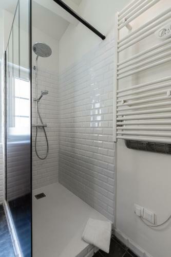 Au Vallon - Petite Maison � Quelques M�tres de La Mer