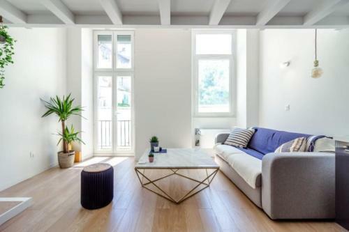 Magnificent Bright Apartment In Marseille