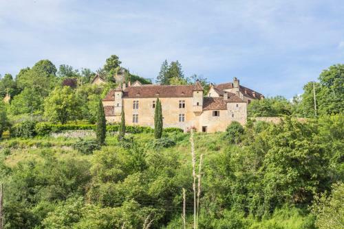Mauzens-et-miremont Chateau Sleeps 8 Pool Wifi