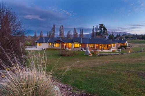 Bed & Breakfast Wanaka Alpine Lodge