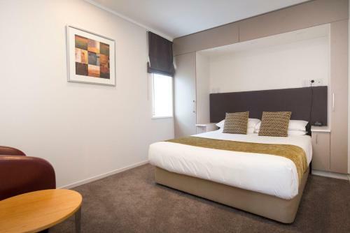 Quest On Johnston Serviced Apartments