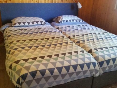 Snug Holiday Home In Morillon Near Skiing