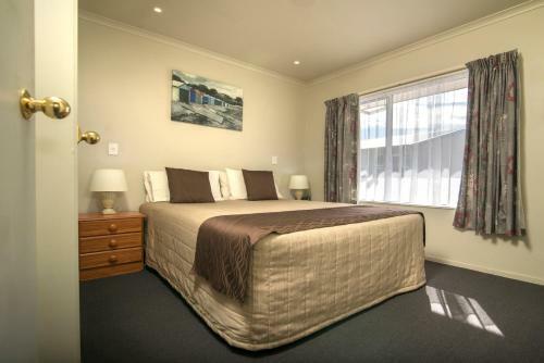 Aldan Lodge Motel