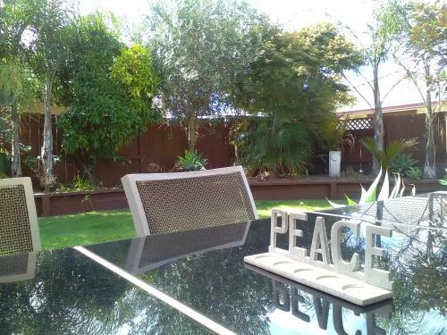Royal Palms Papamoa Bed & Breakfast