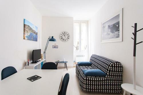 Gambetta Furnished Apartment