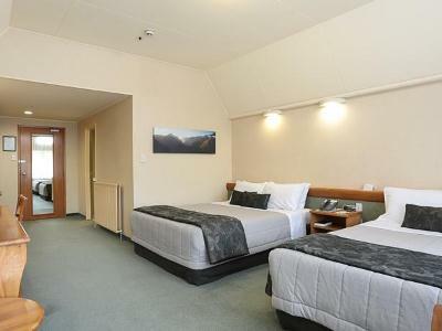 Ascot Park Hotel