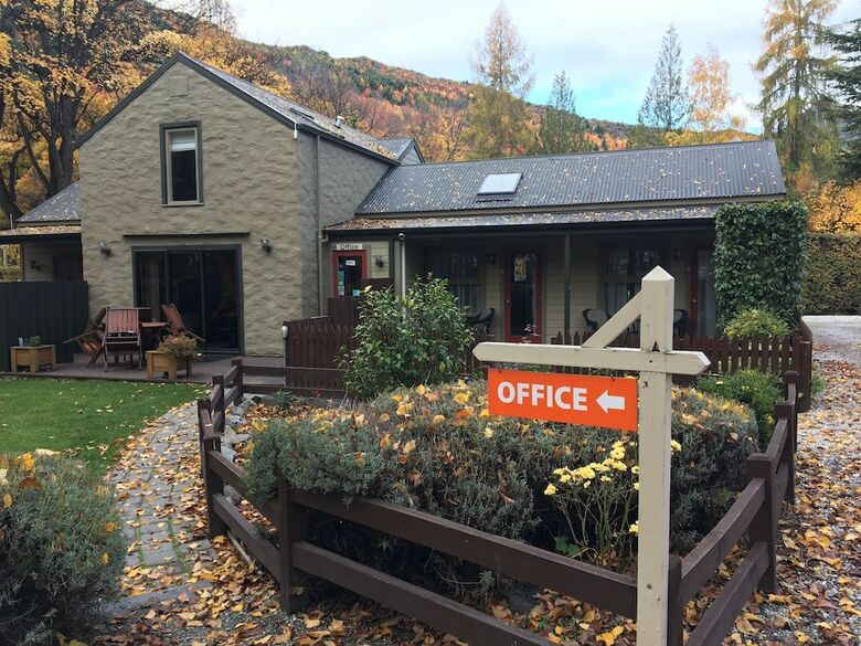 Motel Shades Of Arrowtown