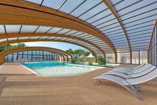 Holiday Home Les Cottages Du Lac - Pns213