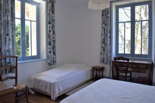 Belle Villa En Granit Rose Vue Sur Mer � Perros-guirec - R�f 943