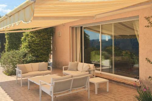 Villa Vacation House For 8 People With Breathtaking View!