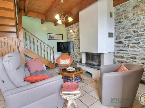 G�te Ploubazlanec, 3 Pi�ces, 4 Personnes - Fr-1-536-105
