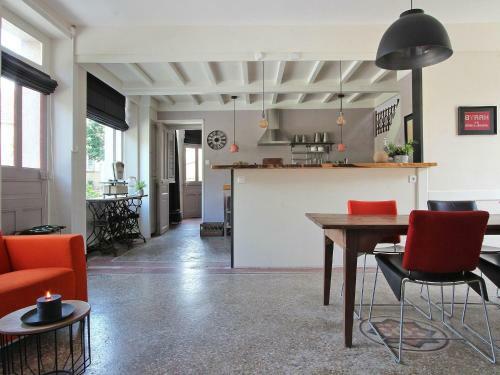 Holiday Home Poil