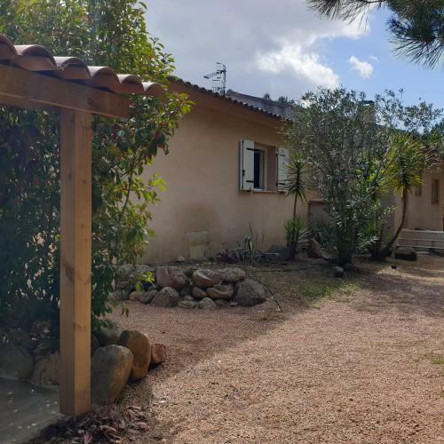 Belle Villa Familiale 10 Pers Climatis�e Piscine