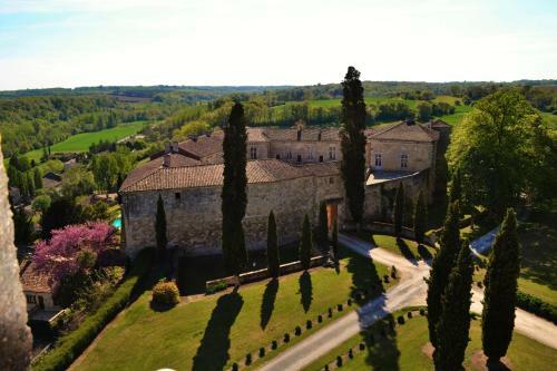 Ch�teau De Poudenas
