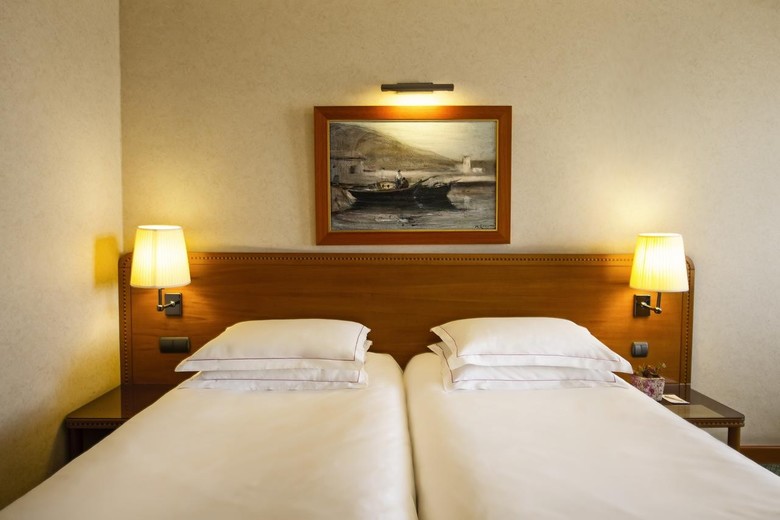 Hotel President