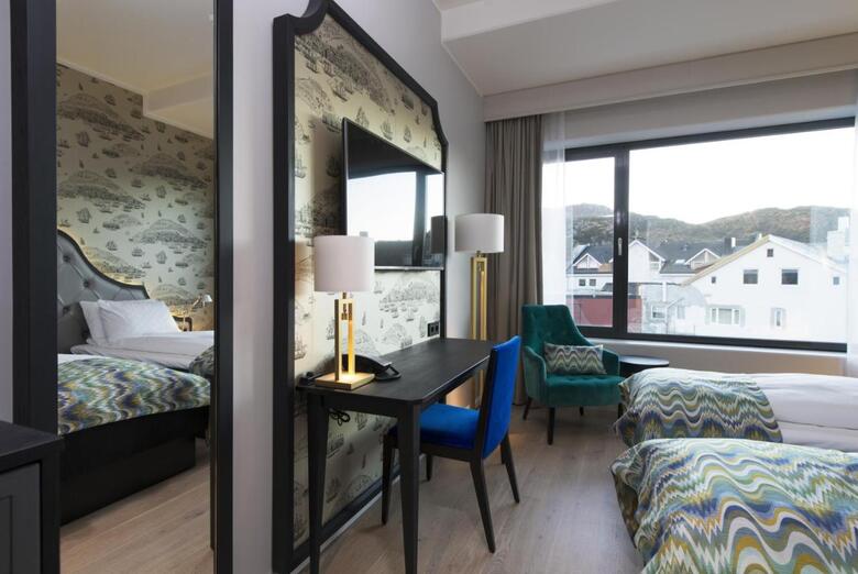 Thon Hotel Fosnav�g
