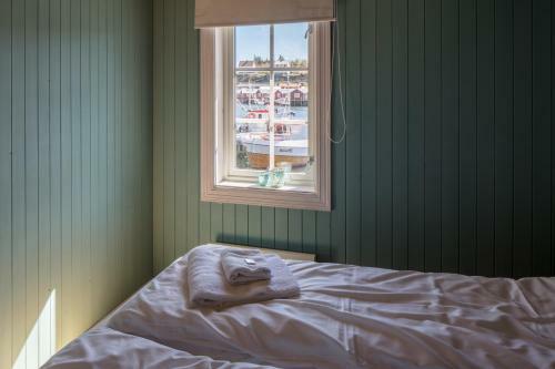 Bed & Breakfast A Brygge - Restaurant Lofoten