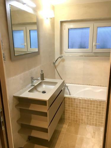 Apartment With One Bedroom In Publier With Shared Pool And Wifi