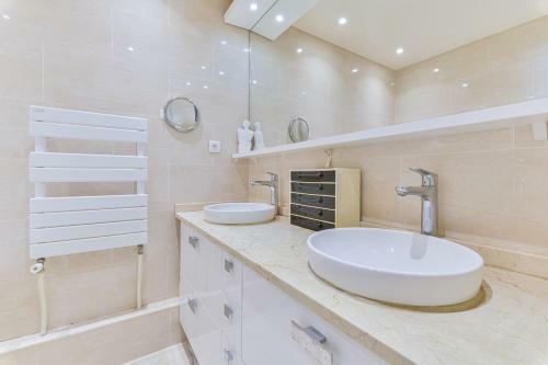 Apartamento Bright Apt With Balcony Near La Defense
