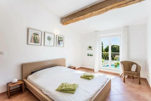 Villa With 6 Bedrooms In Rognes With Private Pool And Wifi