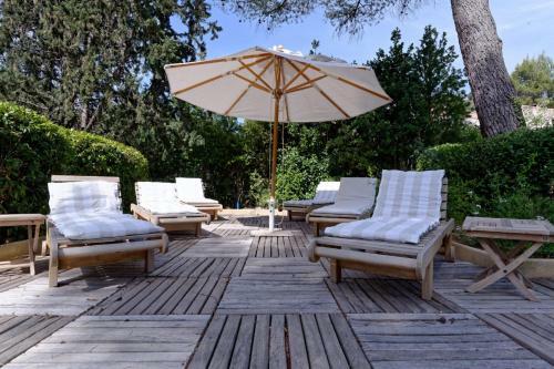 Villa Le Bastidoun Proven�al House