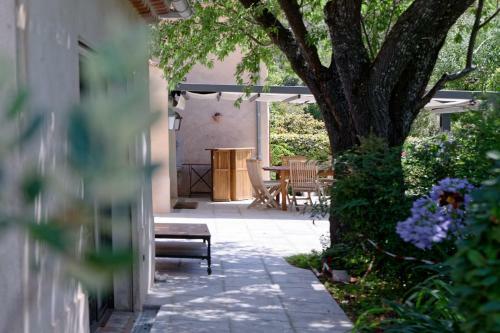 Villa Le Bastidoun Proven�al House