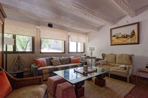 Villa Le Bastidoun Proven�al House