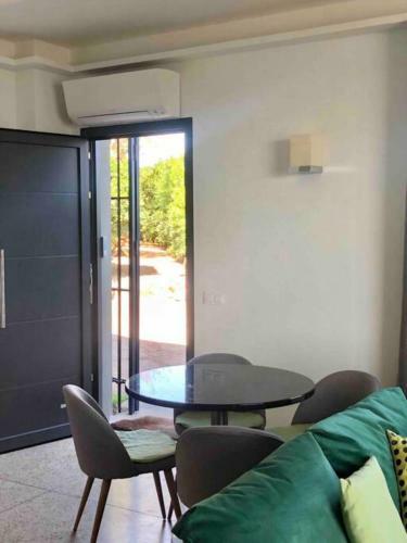 Unique ! Waterfront Apartment In St Aygulf