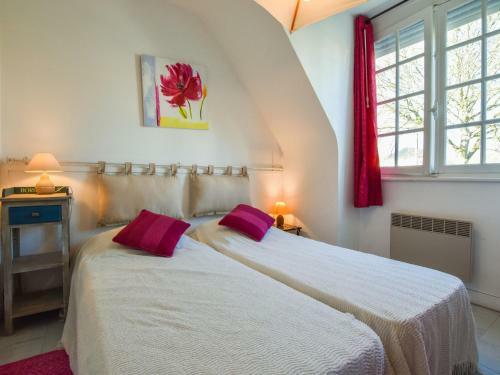 Semi-detached Home With Garden, 500m From The Beach, Golf Course - C�te D?armor