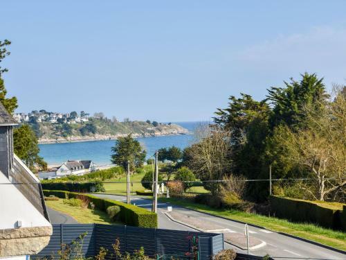 Semi-detached Home With Garden, 500m From The Beach, Golf Course - C�te D?armor