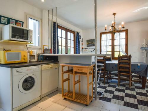 Semi-detached Home With Garden, 500m From The Beach, Golf Course - C�te D?armor