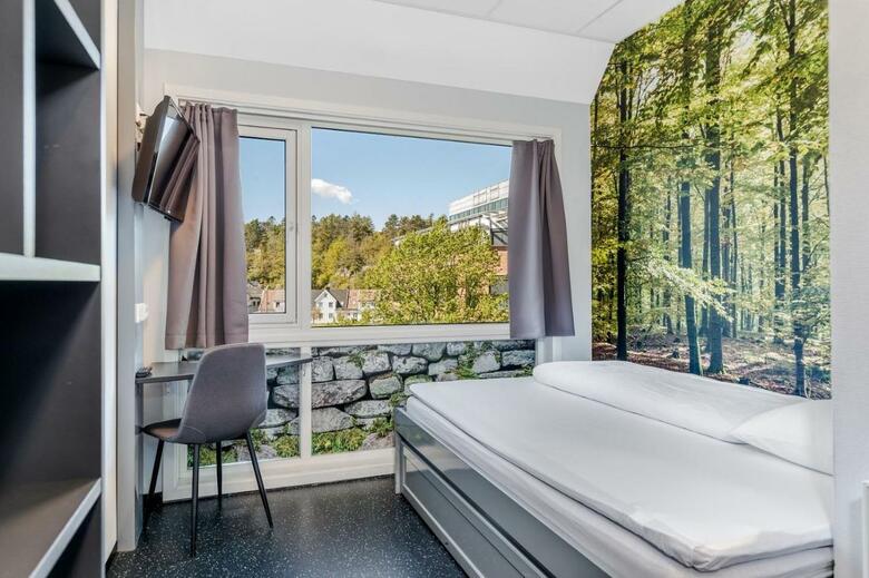 Yess! Hotel