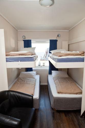 Sj�gl�tt Hotel