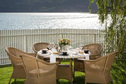 Hofslund Fjord Hotel