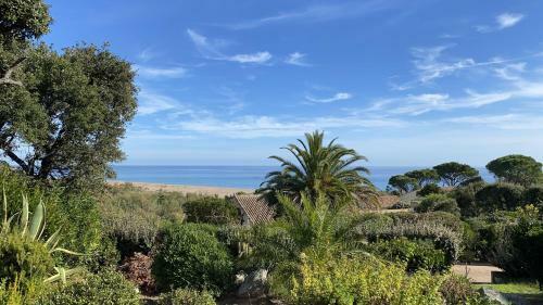 Mini Villa Dans Domaine Avec Vue Mer Et Acc�s Plage