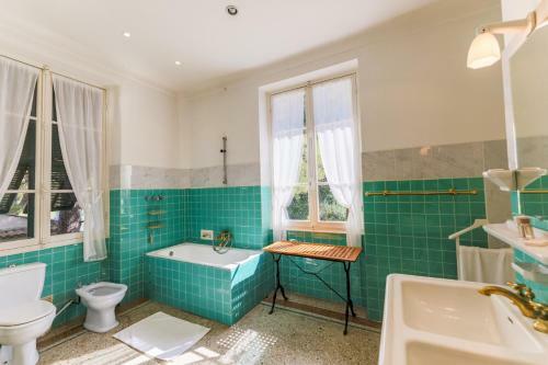 Villa La Brise Du Cap By Riviera Holiday Homes