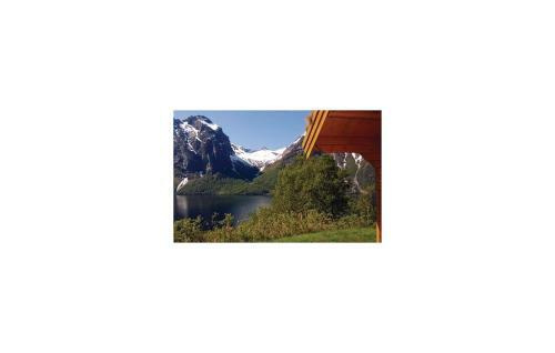 Holiday Home Eikesdal Eikesdalsvatnet Vike II